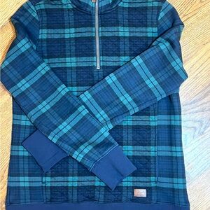 L.L. Bean Men's Teal and Navy Zip Up Sweater‎